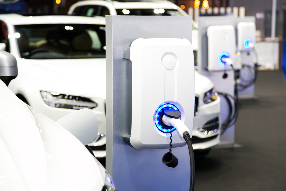 Report urges more UK EV incentives